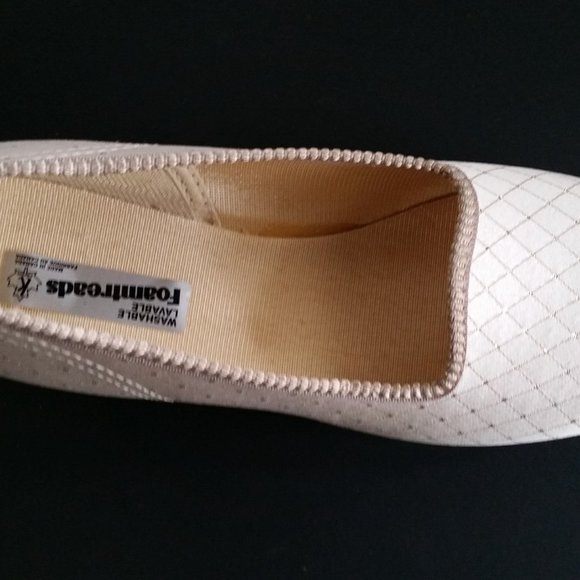 New Women's FOAMTREADS ALLURE black slippers - Picture 12 of 12